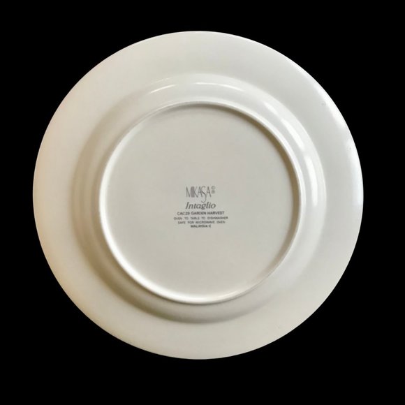MIKASA Intaglio Garden Harvest Dinner Plate - Picture 3 of 5
